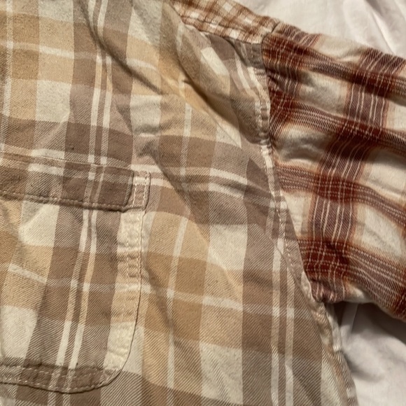 American Eagle - size XSmall- distressed cropped flannel with hood - Picture 5 of 10